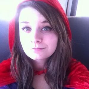 Meet your Posher, Abby