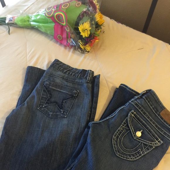 Two pair Jean bundle 💋💋