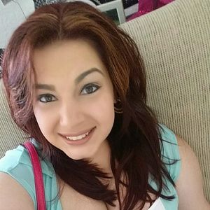 Meet your Posher, Jenn