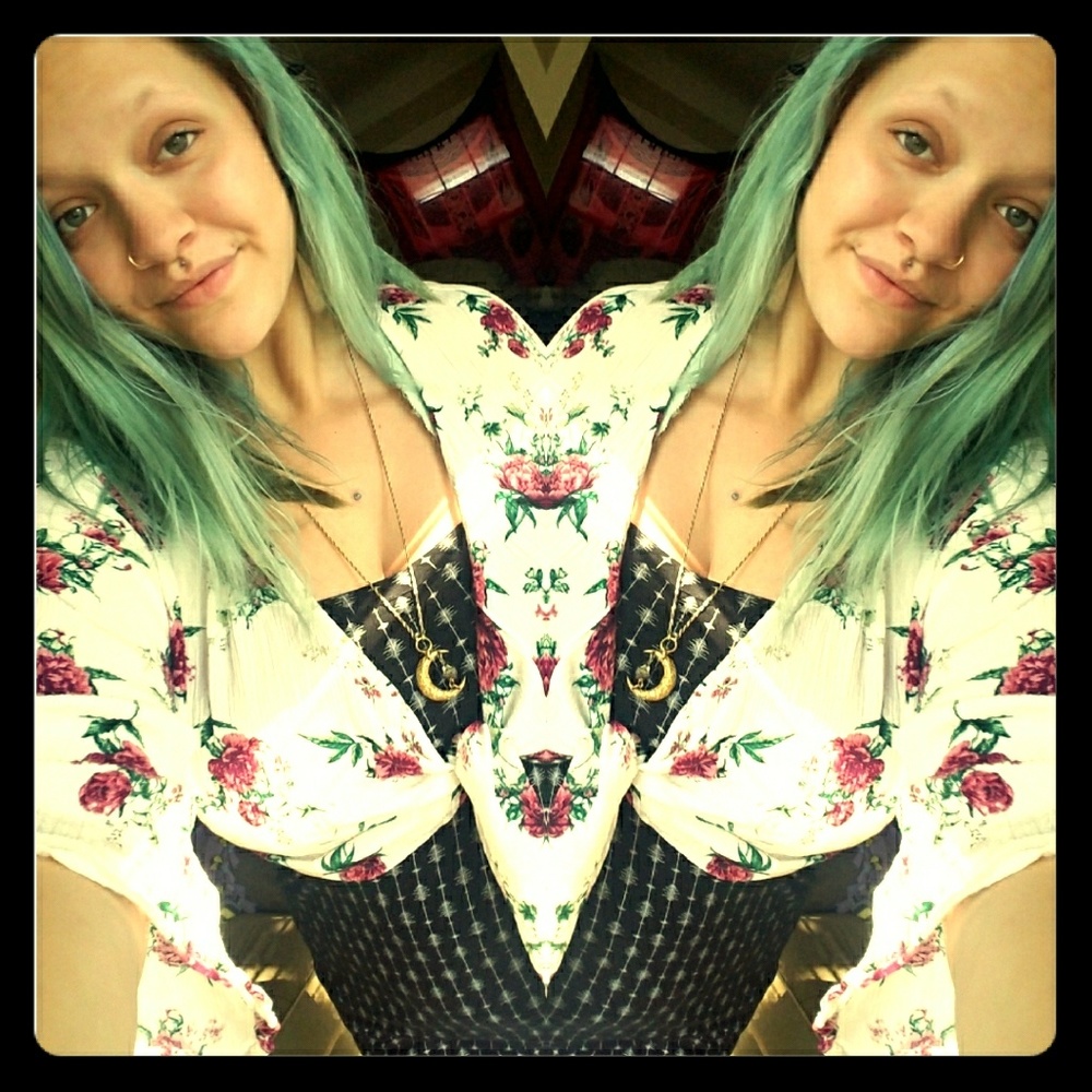 Meet your Posher, Courtney