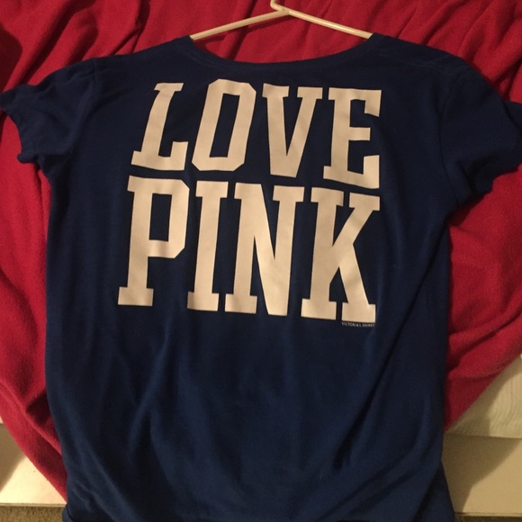 Vs pink shirt
