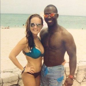 Meet your Posher, Caitlin