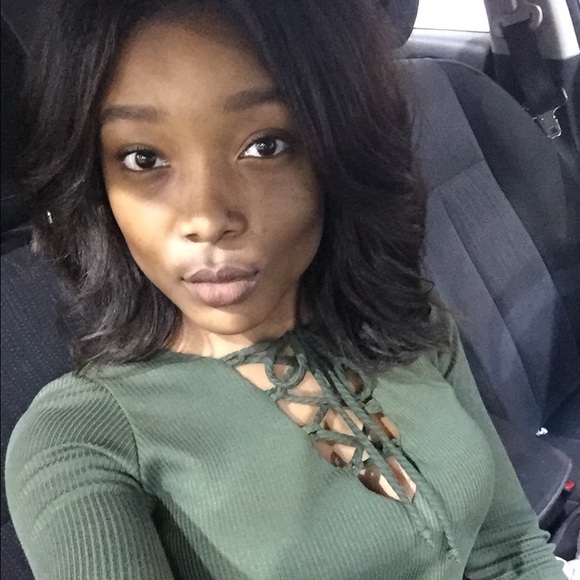 Meet your Posher, Briana