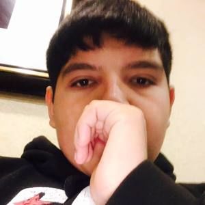 Meet your Posher, Emmanuel