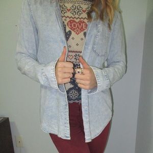 Medium pac sun denim top