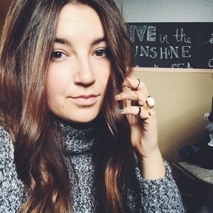 Meet your Posher, Kacie