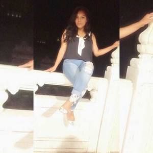 Meet your Posher, Fatima