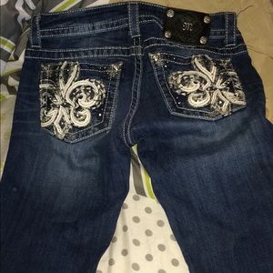 Size 27 miss me jeans