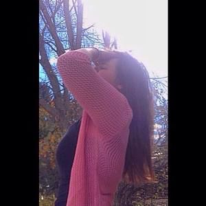 Meet your Posher, Caylee