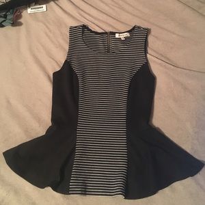 Monteau Los Angeles black & white striped blouse