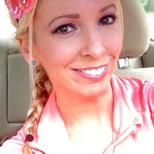 Meet your Posher, Lesley