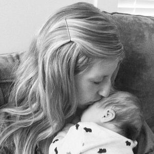 Meet your Posher, Caitlin