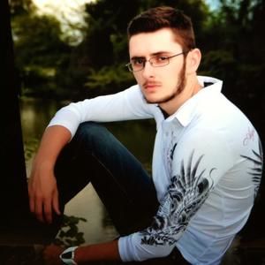 Meet your Posher, Brian