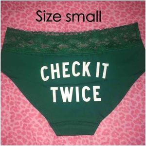 New VS panties size small