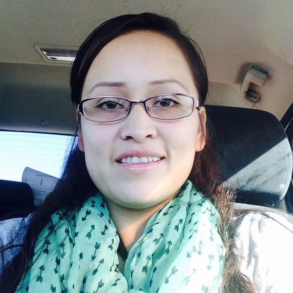 Meet your Posher, Courtney - Picture 1 of 1