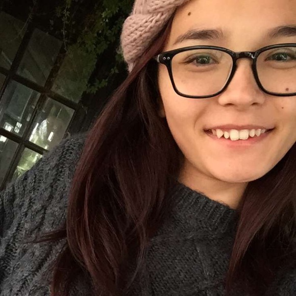 Meet your Posher, Faithmarie