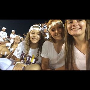 Meet your Posher, Caroline