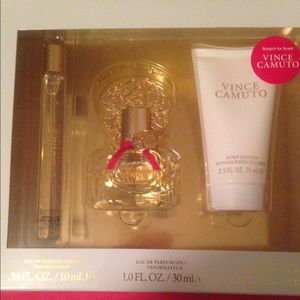Vince Camuto Perfume Set
