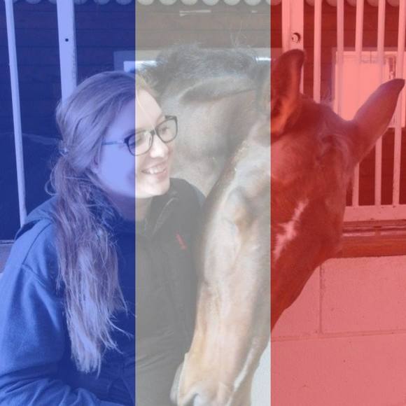 Meet your Posher, Courtney - Picture 1 of 1