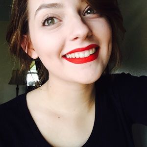 Meet your Posher, Abby