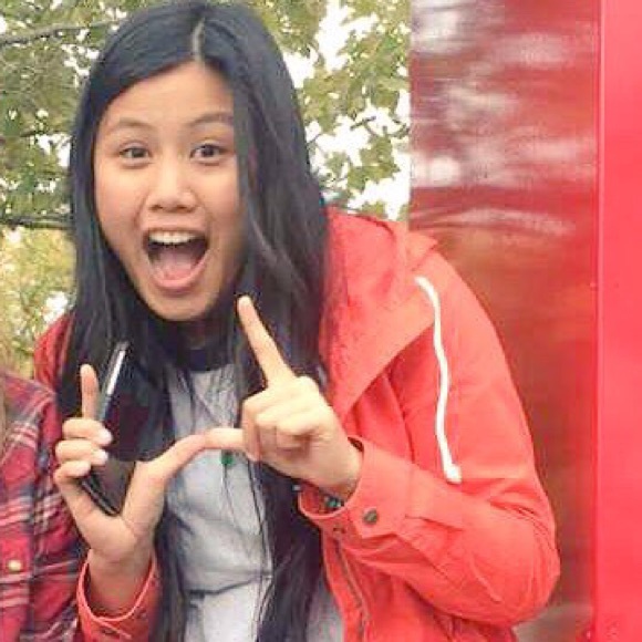 Meet your Posher, Amelia - Picture 1 of 1