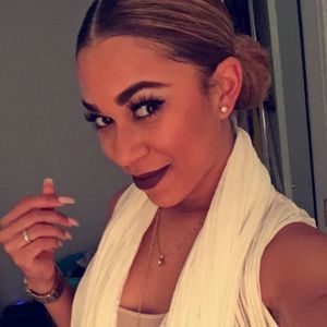 Meet your Posher, Brittany