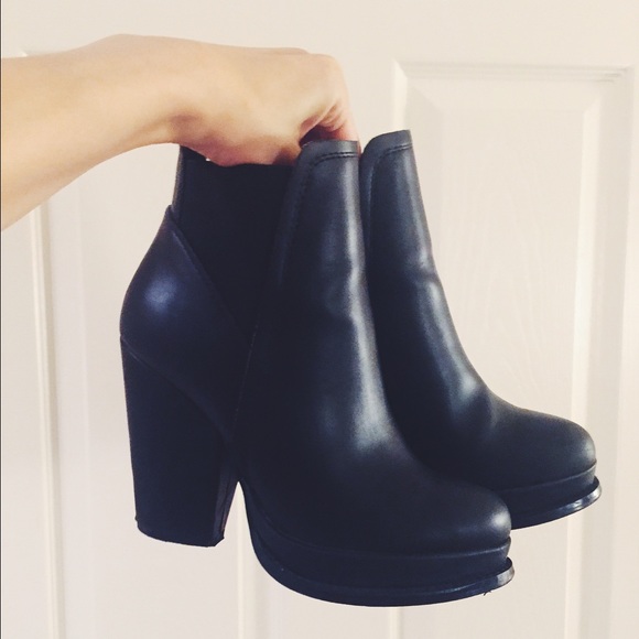 ASOS EMPIRE Chelsea Boots