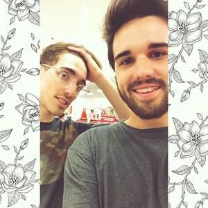 Meet your Posher, Cameron