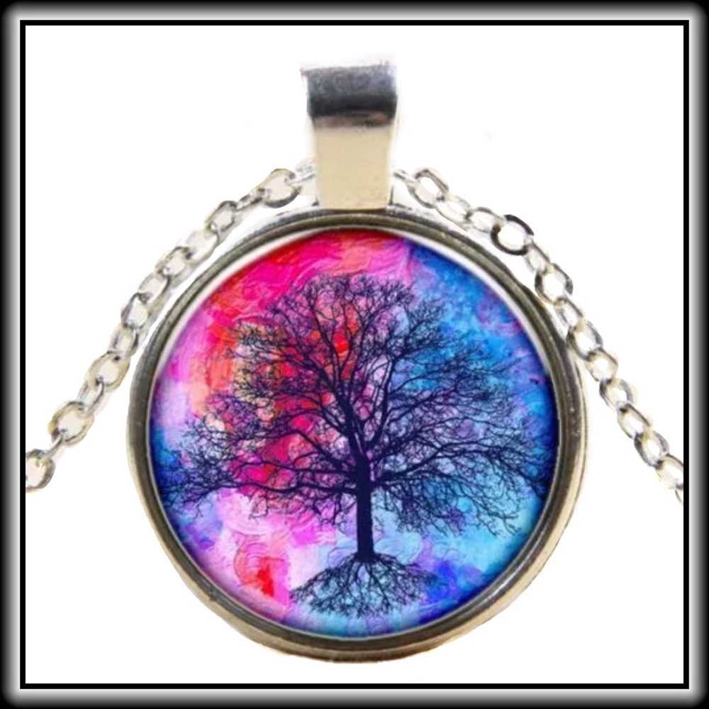 TREE CABOCHON NECKLACE                     🎉HP🎉
