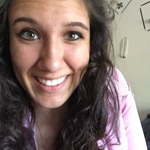 Meet your Posher, Renee