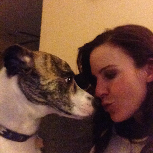 Meet your Posher, Laura Ellen - Picture 2 of 4