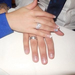 Meet your Posher, Fakerhya