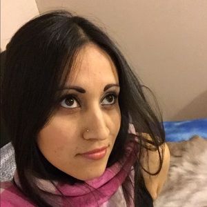 Meet your Posher, Veronica