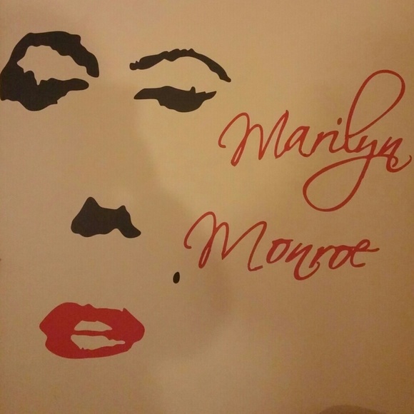 Meet your Posher, Tanya - Picture 3 of 4