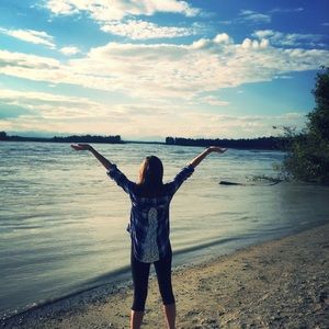 Meet your Posher, Tayler