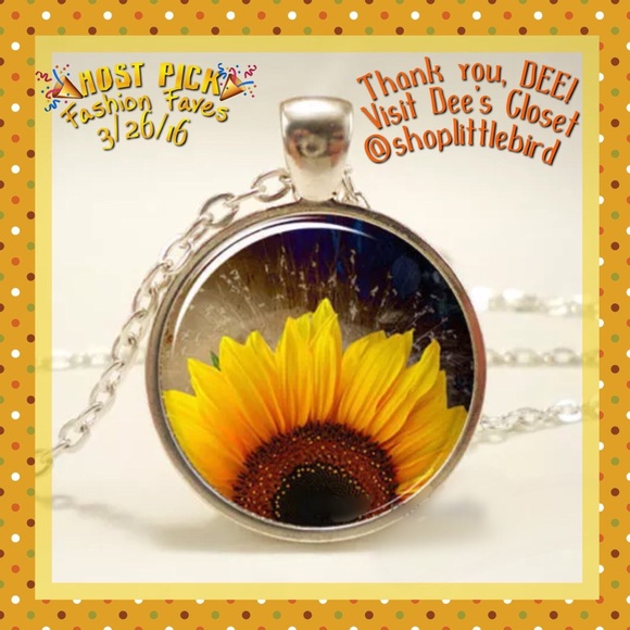 SUNFLOWER NECKLACE                          🎉HP🎉 - Picture 3 of 3
