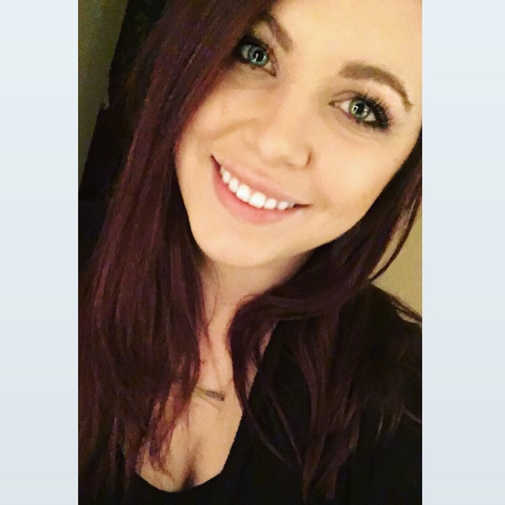Meet your Posher, Elena