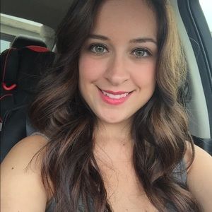 Meet your Posher, Megan