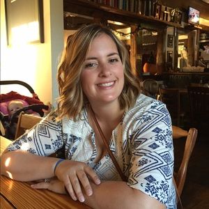 Meet your Posher, Melissa