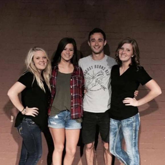 Meet your Posher, Christine - Picture 1 of 1