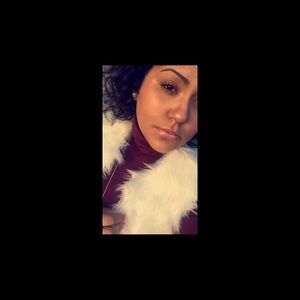 Meet your Posher, Whitney