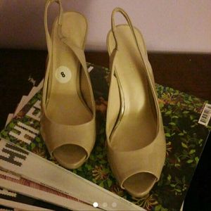 NEW Nude Peep Toe Heels