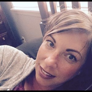 Meet your Posher, Stacy