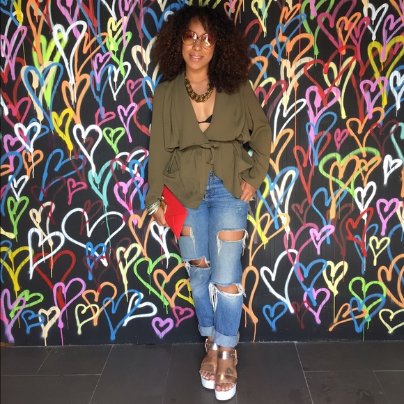 Ghislaine - - Picture 2 of 2