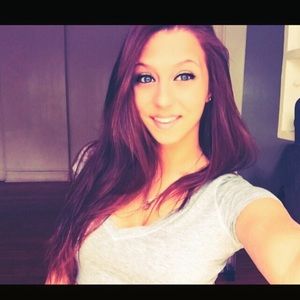 Meet your Posher, Brianna