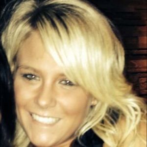 Meet your Posher, Lorren