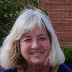 Meet your Posher, Leanne