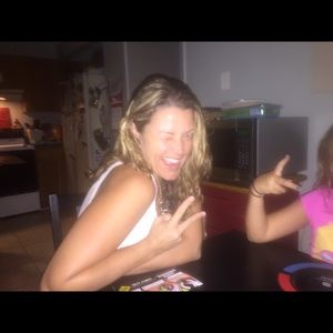 Meet your Posher, Melanie