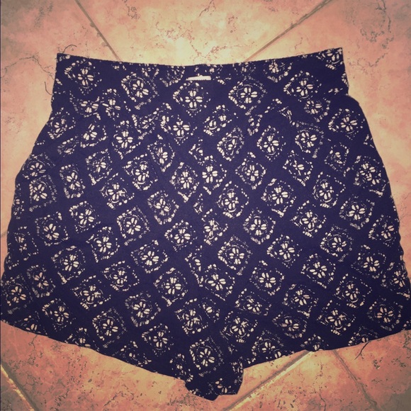 Cutest high waist shorts ever!