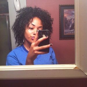 Meet your Posher, Sandra